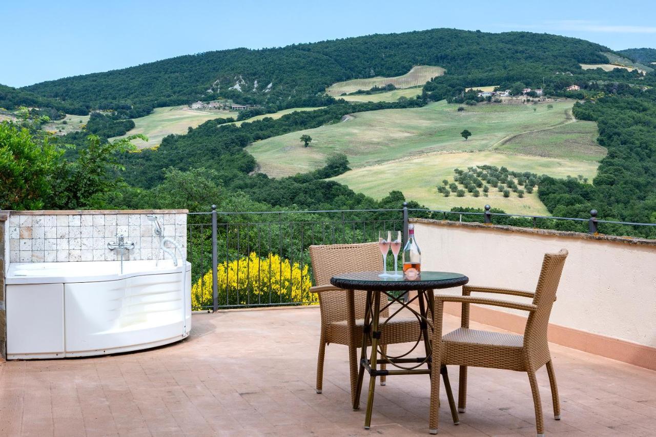 Agriturismo Colle Pu Pieve San Nicolo ภายนอก รูปภาพ